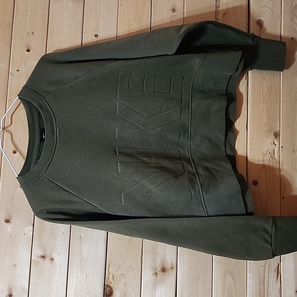 Nike Cropped Versa Pullover Size Medium Womens - image 1